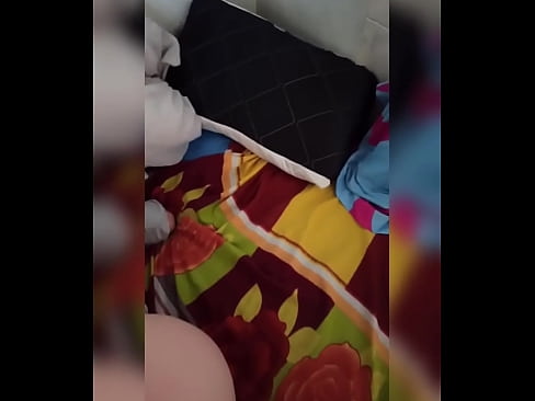 ❤️ Моя сусідка по кімнаті залишається вдома одна, тому що її чоловік їде у відпустку, а я користуюся можливістю трахнути її і наповнювати її дупу молоком ️ Порно у нас ❌️❤